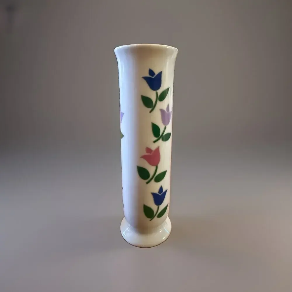 Vintage Ceramic FTDA Flower Bud Vase With Tulip Design 1988 Korea 6.5